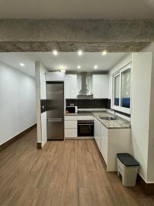 Køkken eller tekøkken på Granada Center Chueca Deluxe Apartment