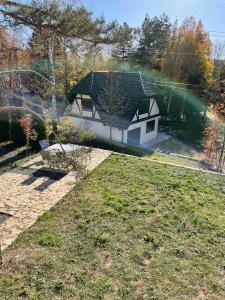 Vrt ispred objekta Apartman 67