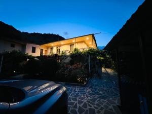 Басейн в Guesthouse Mtkvari або поблизу