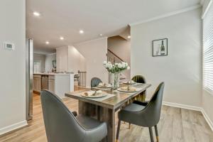 Afbeelding uit fotogalerij van Deluxe Home Near Atlanta Airport in Atlanta