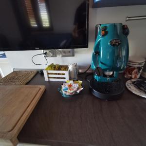 Set per la preparazione di tè e caffè presso Casa L'ulivo Burgio Nature view