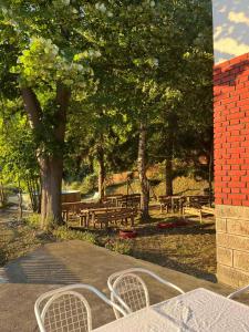Taman di luar Rudnička kapija RK