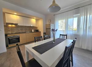 Køkken eller tekøkken på Apartment Fila