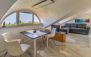 Χώρος καθιστικού στο Premium Apartman Pina