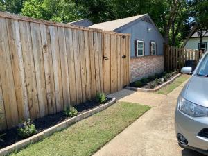 Zahrada ubytování 2bd 1bth place in Arlington Centrally located in DFW and conveniently located near Cowboy's Stadium