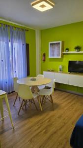 Μια τηλεόραση ή/και κέντρο ψυχαγωγίας στο Vivienda Azahar en Cazorla