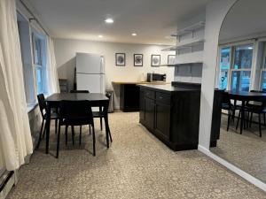 Gallery image of LumberJill Lodge Room 10 in Balsam Lake +6 photos