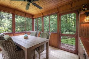 Gambar di galeri bagi Secluded but 5 minutes to New River Gorge Bridge di Edmond