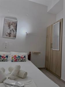 Gallery image of Rozy Studios in Pefki