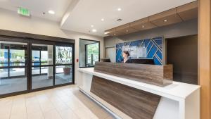 Vstupní hala nebo recepce v ubytování Holiday Inn Express Bellingham by IHG + 37 fotografií