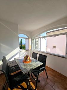 Posedenie v ubytovaní Apartments Vugica Šilo