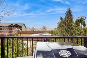 Balkón nebo terasa v ubytování Chelan Resort Suites - #110