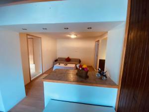 Ένα ή περισσότερα κρεβάτια σε δωμάτιο στο Cozy Home