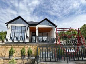 Balkón nebo terasa v ubytování Luxury villa with a view