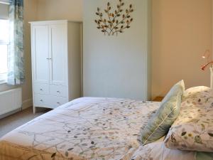 En eller flere senge i et værelse på The Lookout