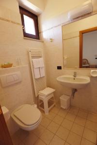 A bathroom at Hotel San Remo