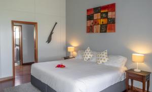 Aroha Taveuni Beachfront Bures客房内的一张或多张床位