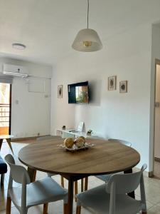 TV a/nebo společenská místnost v ubytování Rent Apart San Lorenzo