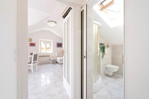 Koupelna v ubytování Main Square Loft - ZF Hvar + 35 fotografií