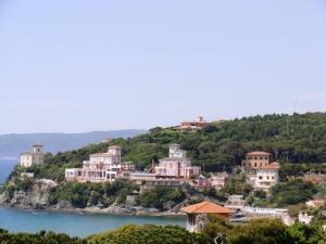 Foto dalla galleria di Albergo Pensione Bartoli a Castiglioncello