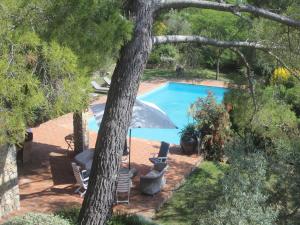 Bazén v ubytování Mansion in Var with Private Pool nebo v jeho okolí