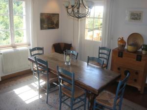 Posezení v ubytování Mansion in Var with Private Pool