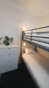 Gambar di galeri bagi Southern Cross Apartment 1 di Falls Creek