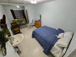 Foto de la galería de Charming Country Retreat with Scenic Views for 1 - 12 guests en Sainte-Marguerite