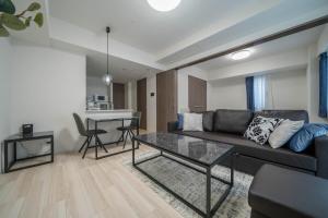 Posezení v ubytování MD302 Super rare location! 2bedroom!Home Theater!