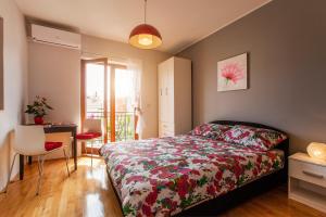 Posteľ alebo postele v izbe v ubytovaní Ava apartmani