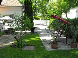 Zahrada ubytování Kornél Apartman