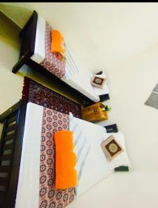 Ένα ή περισσότερα κρεβάτια σε δωμάτιο στο Samaria Homestay Fort Kochi, Deluxe double room +21 φωτογραφίες