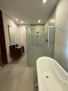 Ένα μπάνιο στο Avela bali villa
