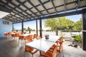 Balkoni atau teres di Nightcap at Marine Hotel Cardwell