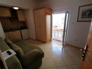 Kuchyň nebo kuchyňský kout v ubytování Apartments Markota