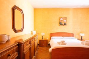 Φωτογραφία από το άλμπουμ του La Dimora del Tasso - Garden, Terrace & Mountain View σε Carlazzo