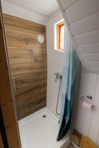 Koupelna v ubytování Loray des Bois - Cabane - Tipi - Cottage + 37 fotografií