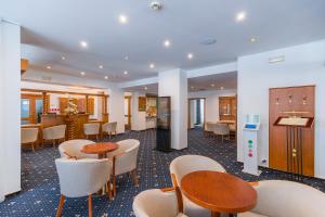 Vstupní hala nebo recepce v ubytování Hotel Bajkal + 37 fotografií