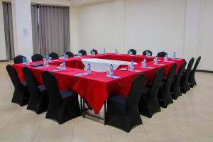 Kawasan bisnes dan/atau bilik persidangan di The Dalton Grand Hotel