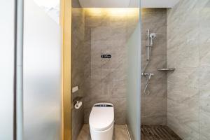 Weiting Hotel Shanghai Xujiahui Stadium Subway Station Branch衛浴