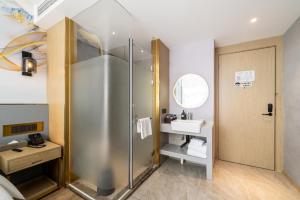 Weiting Hotel Shanghai Xujiahui Stadium Subway Station Branch衛浴