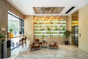 Weiting Hotel Shanghai Xujiahui Stadium Subway Station Branch休息區