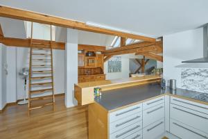 Cucina o angolo cottura di Außergewöhnliches Loft am Pfänderhang mit Seeblick
