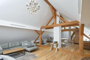 Area soggiorno di Außergewöhnliches Loft am Pfänderhang mit Seeblick