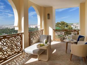 Balkón nebo terasa v ubytování Fairmont Tazi Palace Tangier