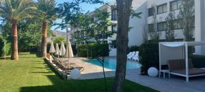 The swimming pool at or close to Hotel Bahia Pollensa