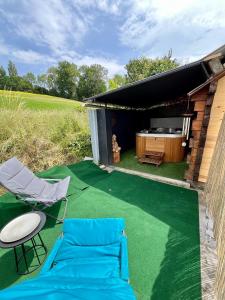 Φωτογραφία από το άλμπουμ του Chambre indépendante avec jacuzi et climatisation σε Vanzy