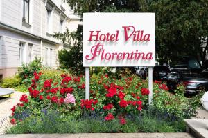 Um jardim em Hotel Villa Florentina