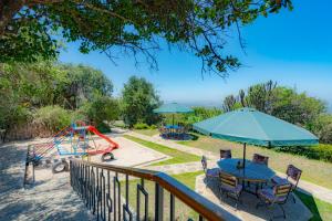 Φωτογραφία από το άλμπουμ του Mua Hills Tented Camp σε Katelembu