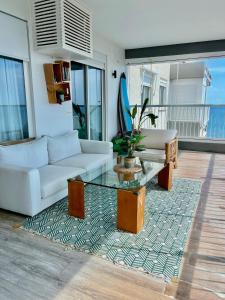 Posedenie v ubytovaní Apartamento Deluxe Torremar